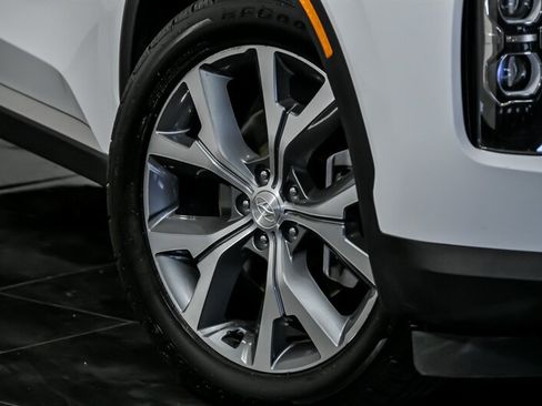Used 2020 Hyundai Palisade SEL w/ Premium Package AWD/4WD image 3