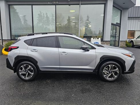 Used 2024 Subaru Crosstrek 2.0i Premium image 8