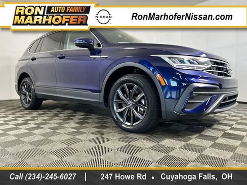 Used 2023 Volkswagen Tiguan SE AWD/4WD image 1