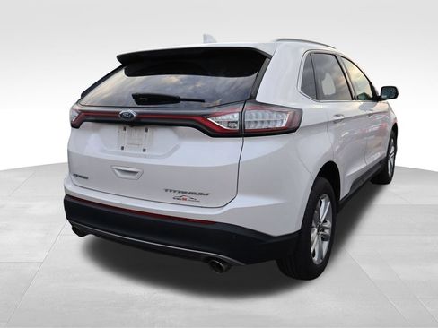 Used 2017 Ford Edge Titanium FWD image 15