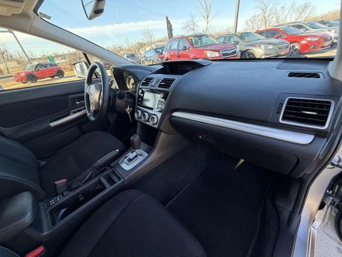 Used 2015 Subaru Crosstrek 2.0i Premium w/ Moonroof Package AWD/4WD image 14