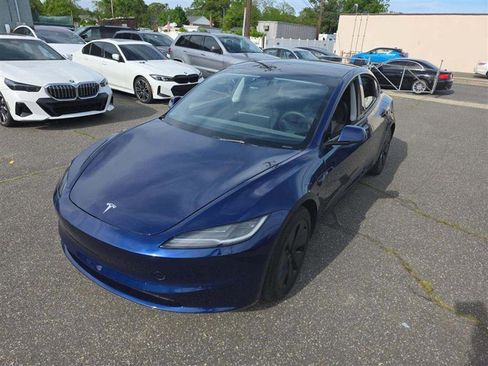 Used 2024 Tesla Model 3 Long Range RWD image 5
