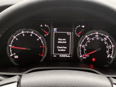 Used 2023 Toyota 4Runner TRD Sport AWD/4WD image 16