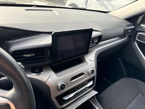 Used 2023 Ford Explorer XLT RWD image 16