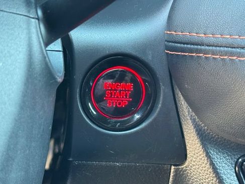 Certified 2025 Honda HR-V Sport image 25