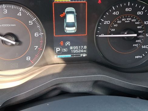 Used 2021 Subaru Crosstrek 2.0i AWD/4WD image 17