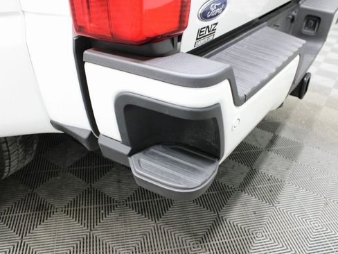 Used 2025 Ford F450 Platinum w/ FX4 Off-Road Package image 51