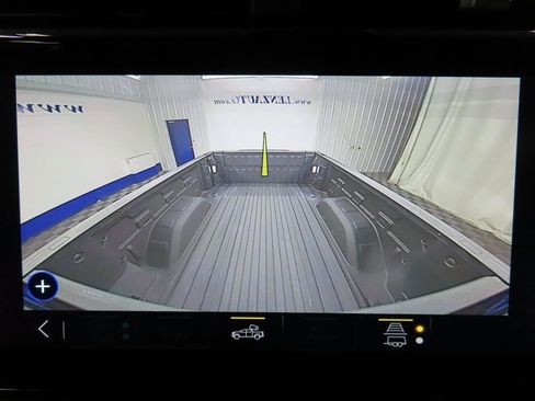 Used 2022 GMC Sierra 1500 AT4 w/ Technology Package image 25