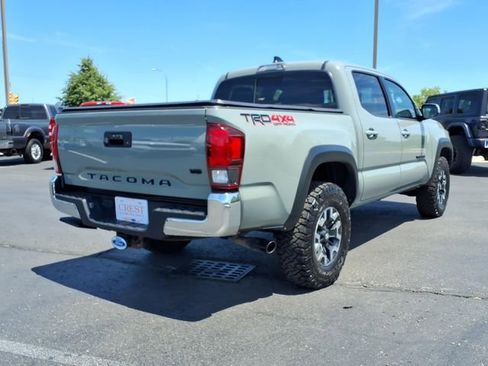 Used 2023 Toyota Tacoma TRD Off-Road AWD/4WD image 9