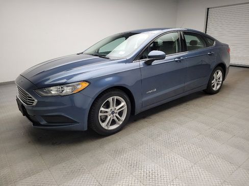 Used 2018 Ford Fusion S FWD image 2