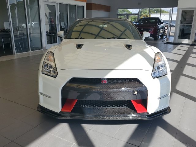 Used 2014 Nissan GT-R Track Edition AWD/4WD image 11