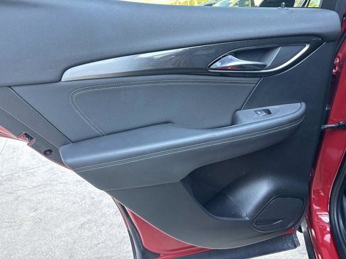 Used 2025 Buick Envision Preferred image 11