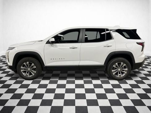 Certified 2025 Chevrolet Equinox LT w/ Safety and Technology Package AWD/4WD image 6