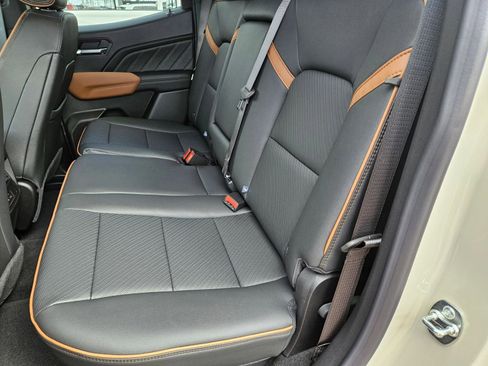 New 2026 GMC Canyon AT4 w/ AT4 Premium Package AWD/4WD image 26