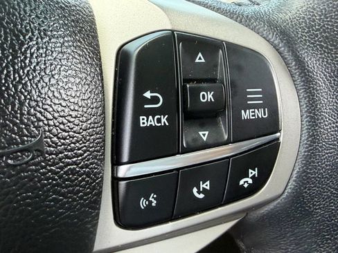 Used 2023 Ford Explorer XLT w/ Equipment Group 202A RWD image 28