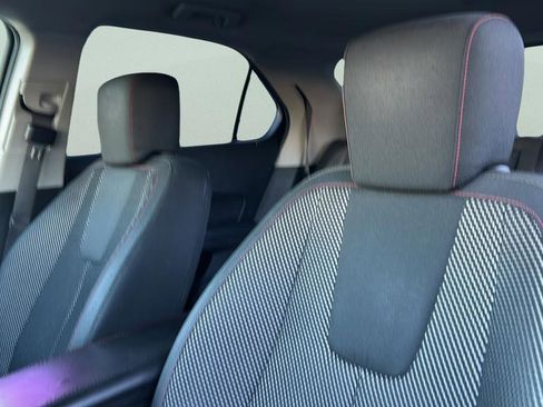 Used 2015 Chevrolet Equinox LT w/ Driver Convenience Package image 12