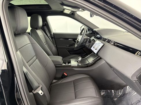 Certified 2026 Land Rover Range Rover Evoque S image 31