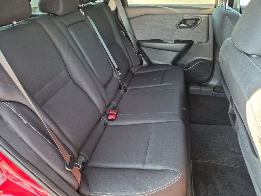 Used 2023 Nissan Rogue S FWD image 29