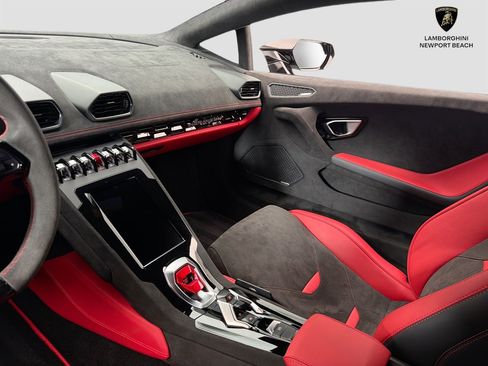 Used 2024 Lamborghini Huracan Tecnica RWD image 48