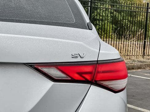 Used 2022 Nissan Sentra SV image 26
