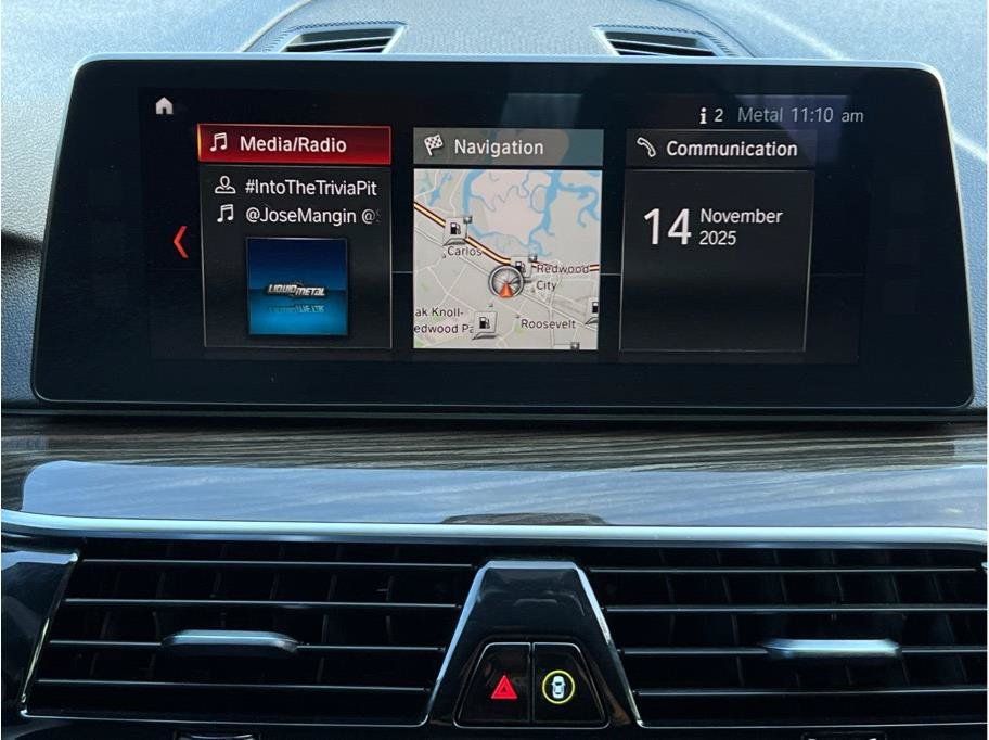 Used 2018 BMW 530i RWD image 12