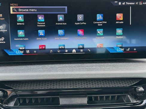 New 2026 BMW 330i xDrive Sedan w/ Premium Package AWD/4WD image 30