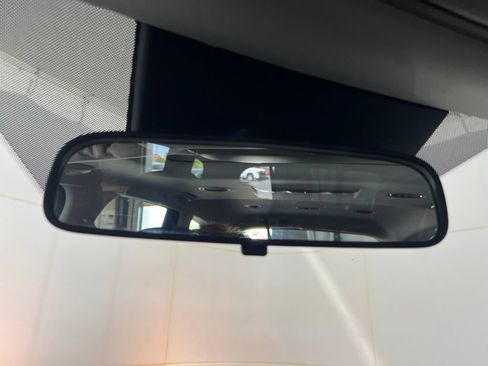 Used 2025 Kia Telluride S FWD image 76