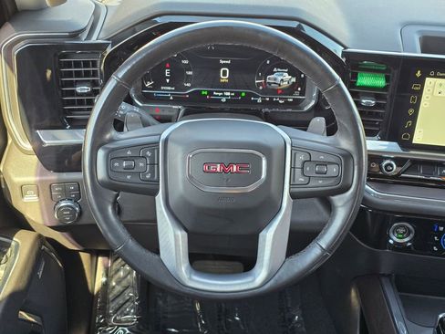 Certified 2023 GMC Sierra 1500 SLT w/ SLT Convenience Package image 6