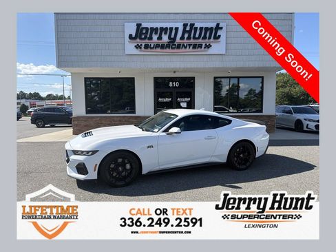 Used 2024 Ford Mustang GT Premium RWD image 1