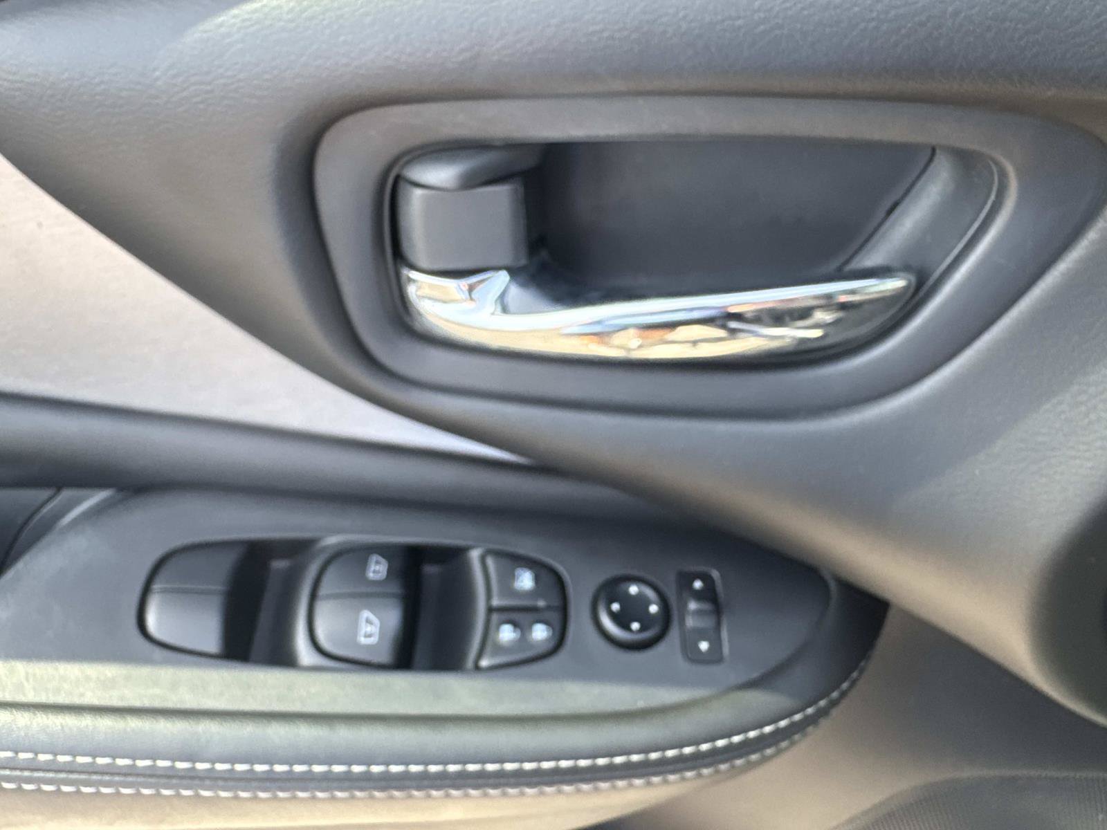 Used 2023 Nissan Murano S FWD image 21