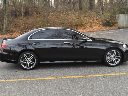 Used 2019 Mercedes-Benz E 300 image 9