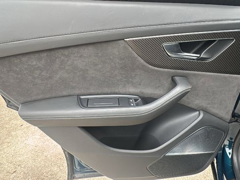 Used 2022 Audi RS Q8 image 23