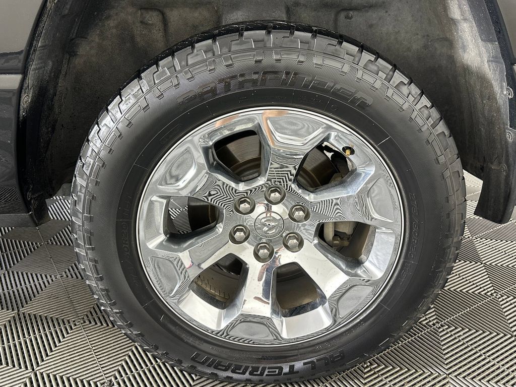 Used 2020 RAM 1500 Big Horn AWD/4WD image 10