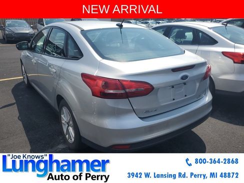Used 2016 Ford Focus SE FWD image 6