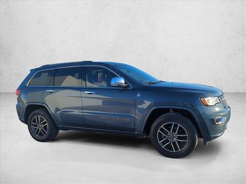 Used 2020 Jeep Grand Cherokee Overland AWD/4WD image 4