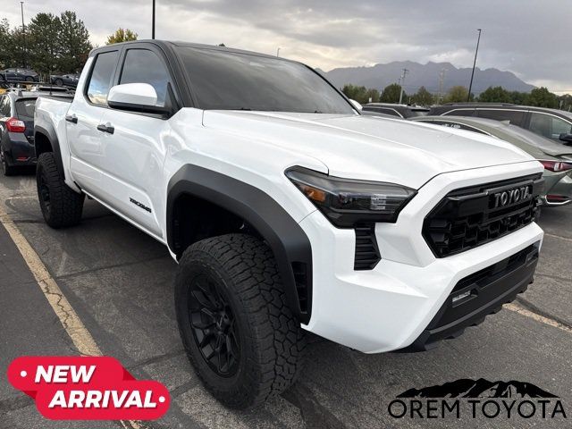 Used 2026 Toyota Tacoma TRD Off-Road AWD/4WD image 6