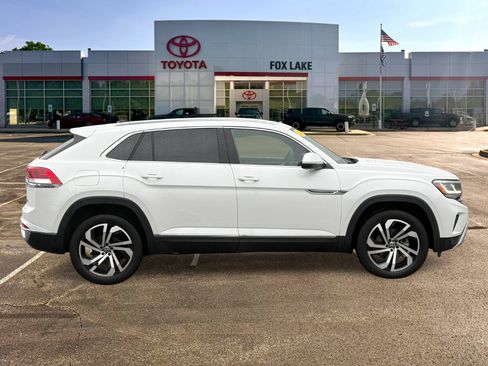 Used 2023 Volkswagen Atlas Cross Sport SEL AWD/4WD image 6