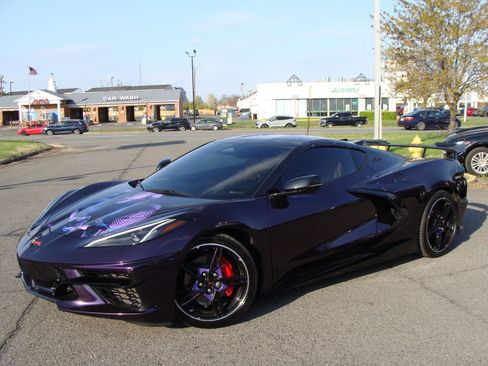 Used 2024 Chevrolet Corvette Stingray Preferred Cpe w/ 2LT image 4