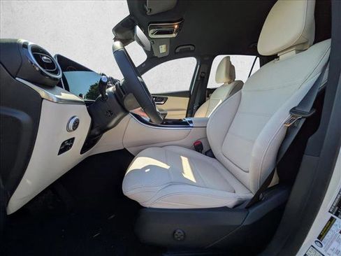New 2026 Mercedes-Benz GLC 300 image 4
