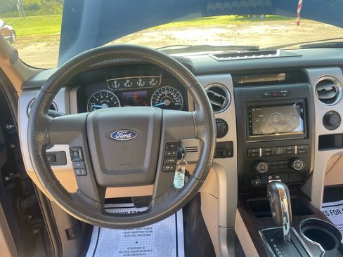Used 2012 Ford F150 Lariat w/ Lariat Chrome Pkg image 12