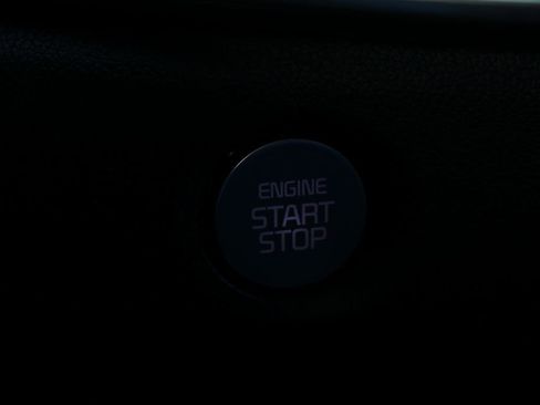 New 2026 Kia Sorento S image 32