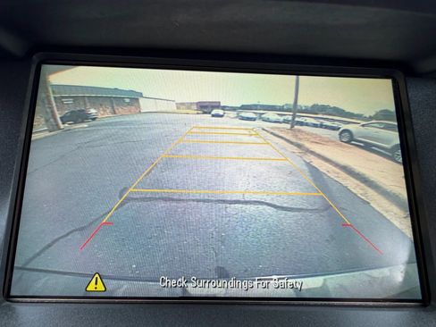 Used 2015 Chevrolet Equinox LT w/ Driver Convenience Package FWD image 18