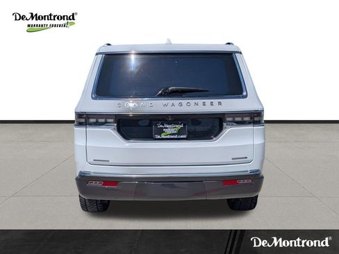 Used 2022 Jeep Grand Wagoneer Series III w/ Rear Seat Video Group 1 image 6
