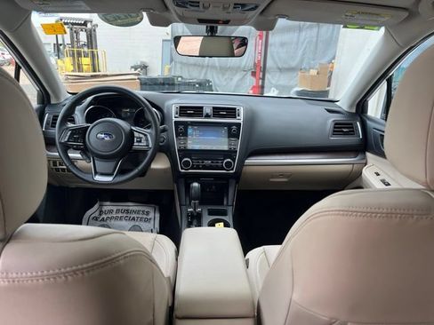 Used 2019 Subaru Outback 2.5i Limited AWD/4WD image 31