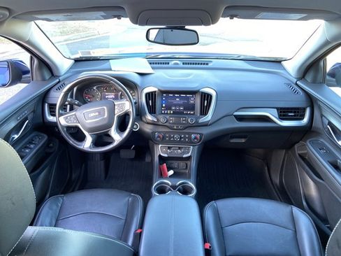 Used 2022 GMC Terrain SLT w/ LPO, Floor Liner Package image 50