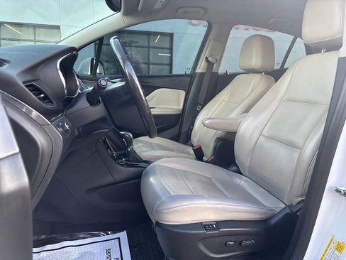 Used 2017 Buick Encore Essence image 13