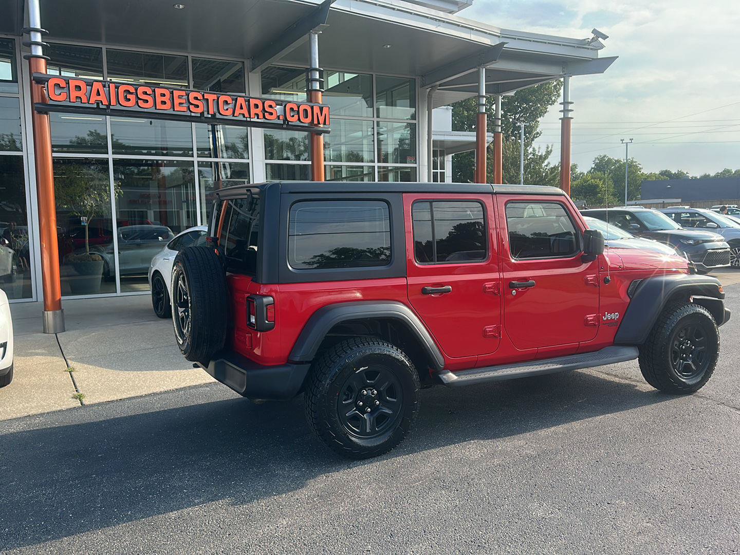 Used 2020 Jeep Wrangler Unlimited Sport AWD/4WD image 3