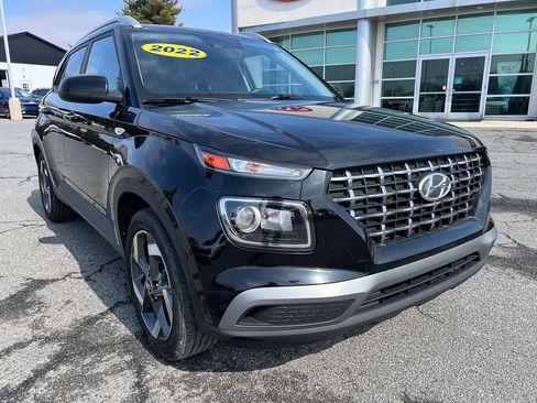 Used 2022 Hyundai Venue SEL image 9