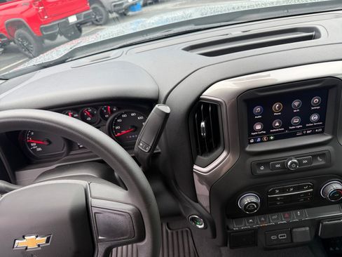 New 2026 Chevrolet Silverado 1500 Custom w/ LPO, Dark Essentials Package AWD/4WD image 21