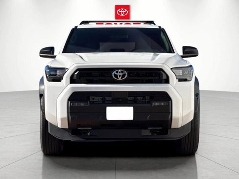 New 2026 Toyota 4Runner SR5 image 7